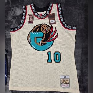 Mitchell & Ness Vancouver GRIZZLIES BIBBY Basketball Jersey And Hat